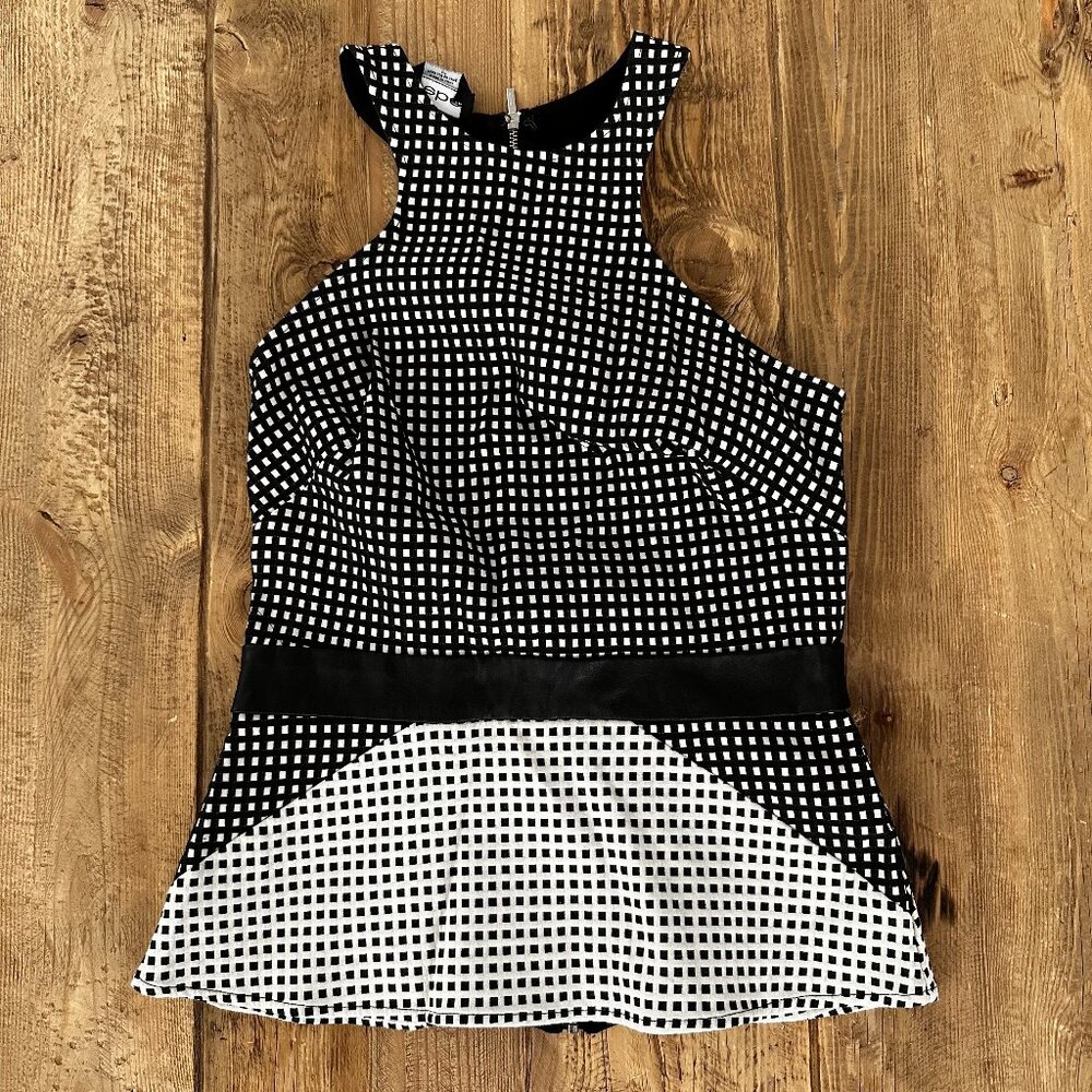 Vintage Bebe Black and White Patterned Top Peplum Women's S